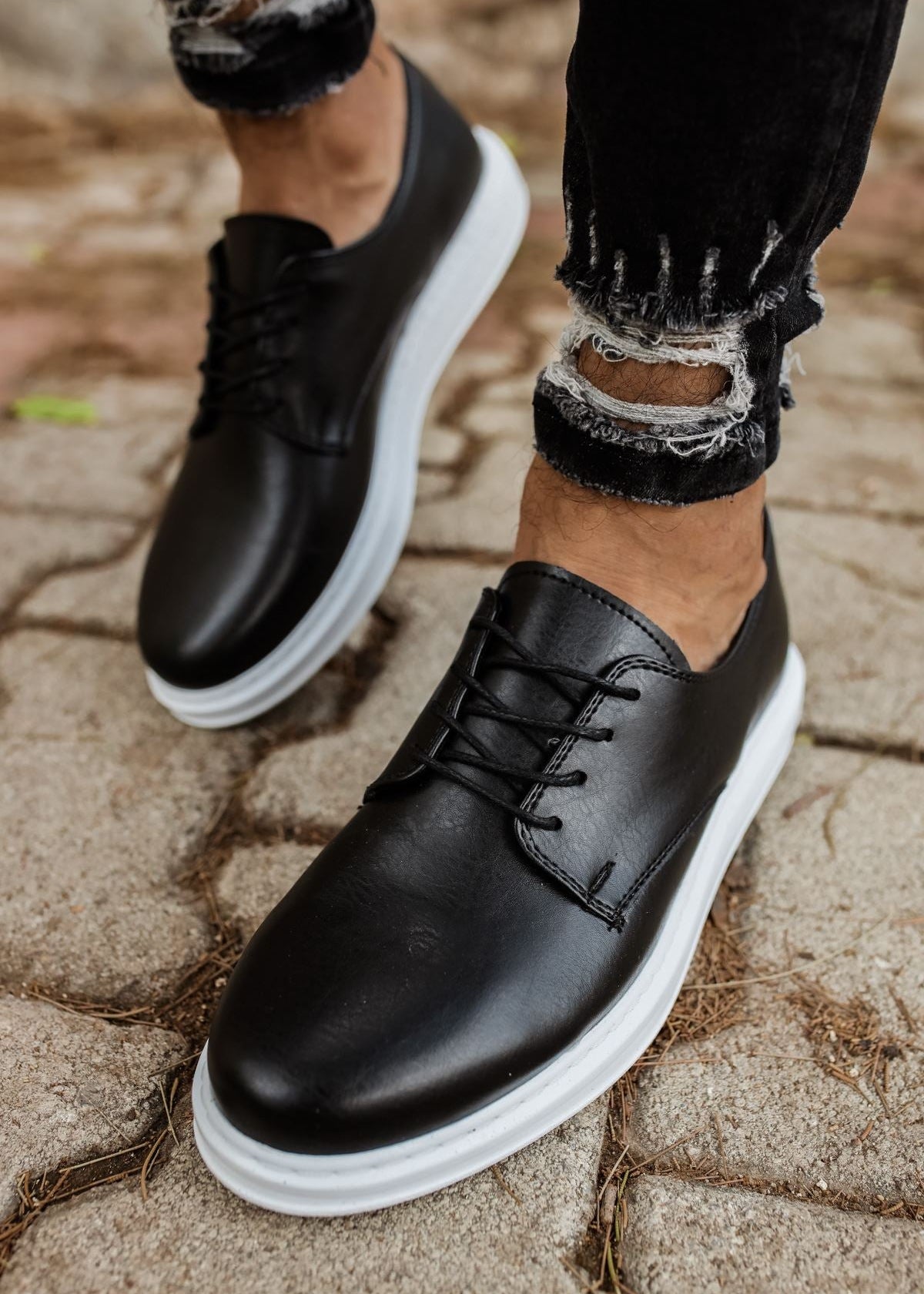 Lazio Monochrome Classic dress shoe in black by Apollo Moda, view 7