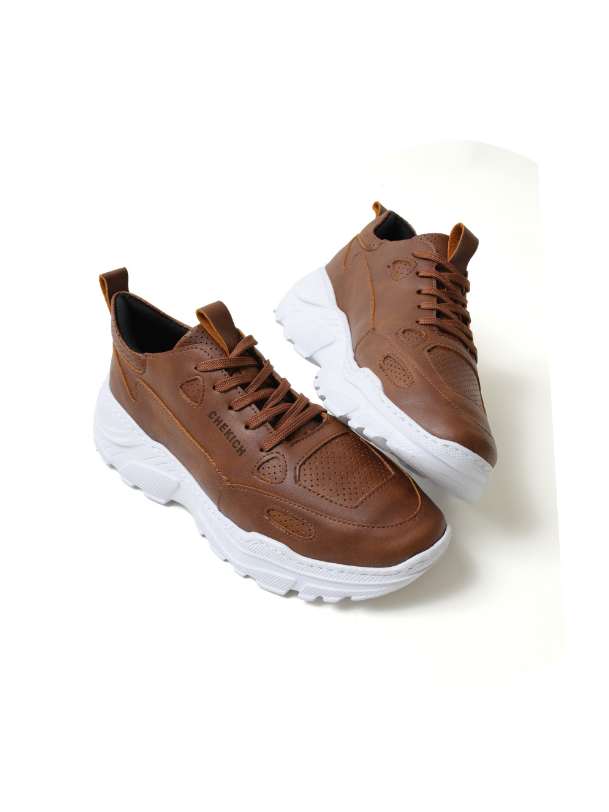 Preston casual sneaker in brown by Apollo Moda, view 3