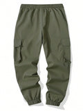 Pantalones cargo de hombre con bolsillos inclinados