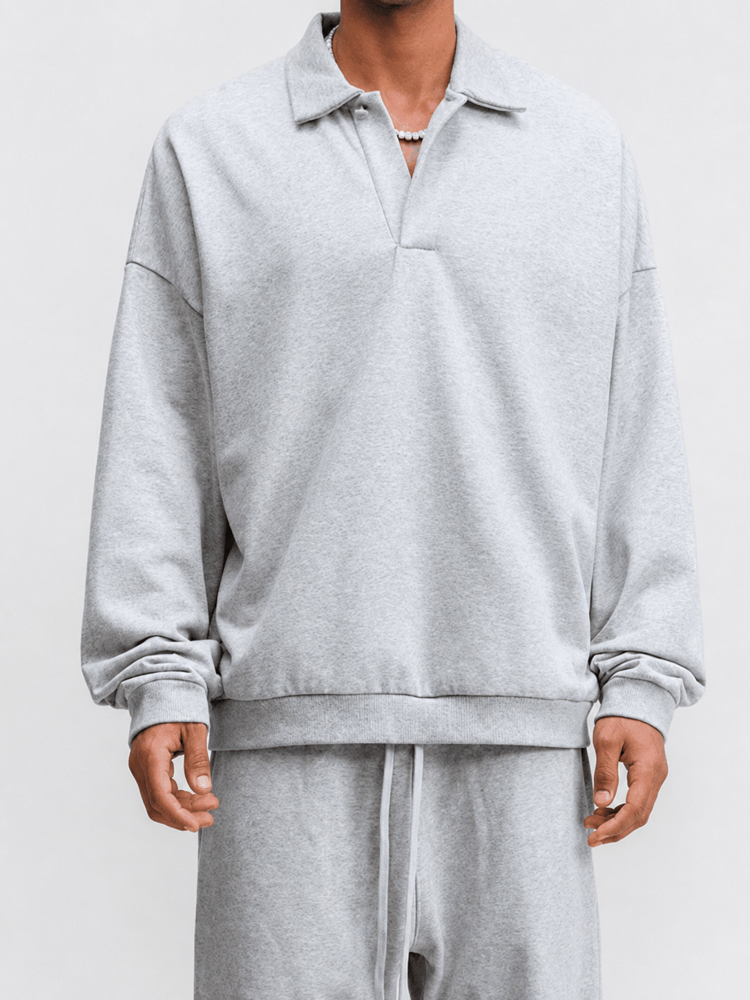 Sudadera extragrande con cuello de polo y tapeta de media abertura