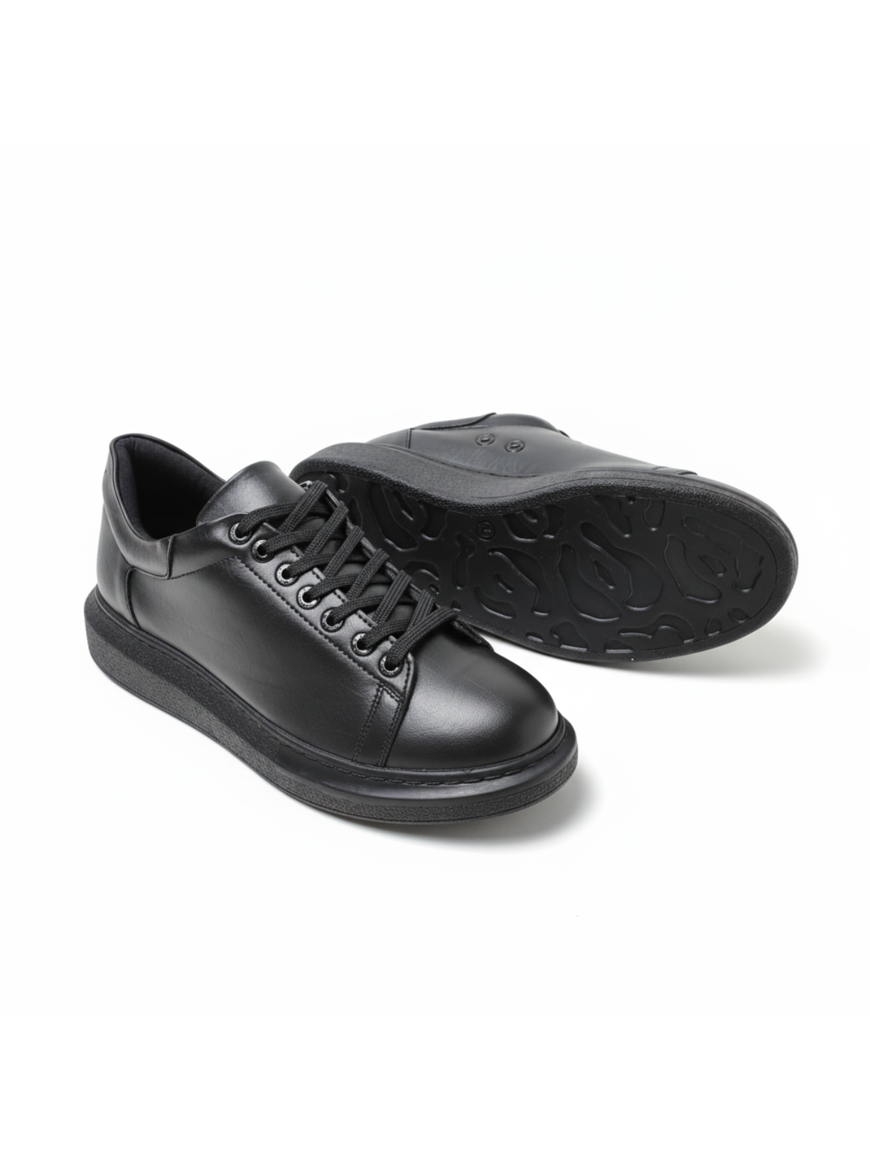 Pluto Onyx Black casual sneaker in black by Apollo Moda, view 4