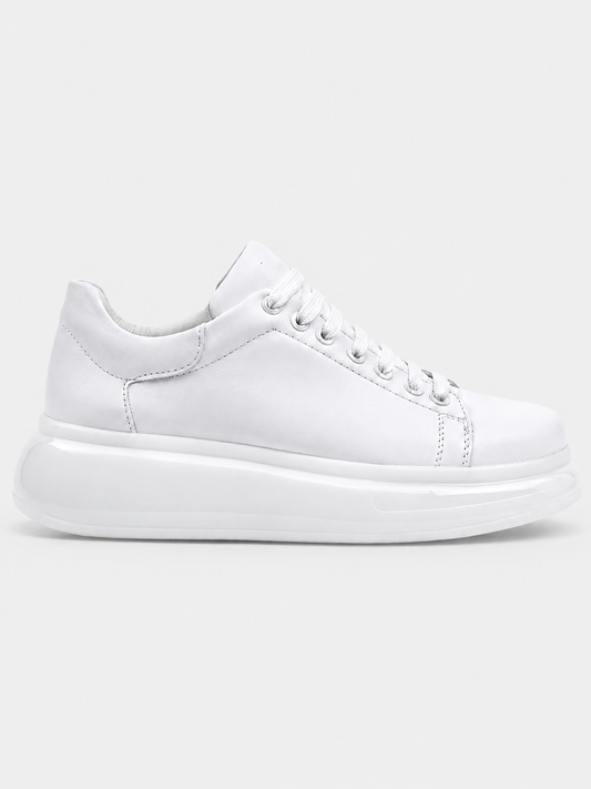 Stark Pure White casual sneaker in white by Apollo Moda