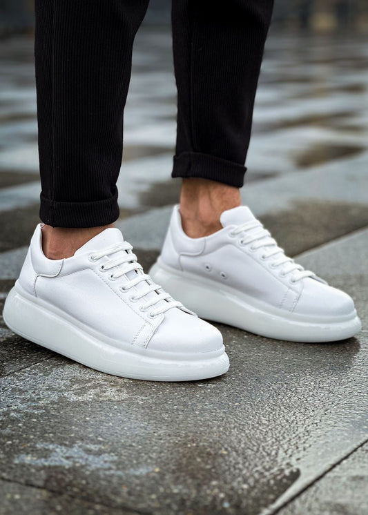 Stark Pure White casual sneaker in white by Apollo Moda, view 2